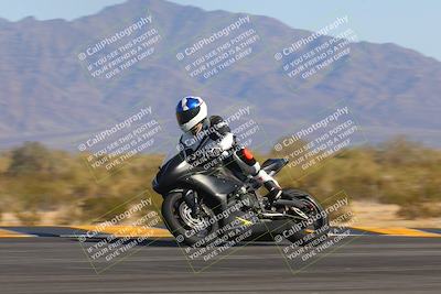 media/Feb-04-2023-SoCal Trackdays (Sat) [[8a776bf2c3]]/Turn 9 Side (130pm)/